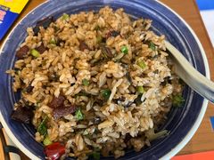 -包整·丝娃娃(一览甲秀楼风景店)