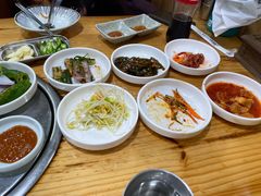-24 新村雪浓汤(长白山烤肉店)