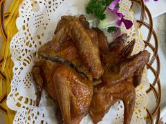 红烧乳鸽-津津菜馆(绝没分店)