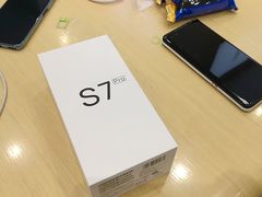-华为智能生活馆(上海中山公园龙之梦)