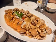 黄花鱼焖海鲜-北李·海肠捞饭·大连菜(望京凯德MALL店)