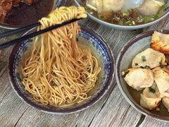 -无名氏宵夜小摊(祝家三姐妹馄饨店)