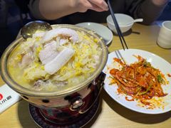 -关东小磨东北菜(上海长风大悦城店)