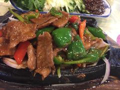 -鹤乡东北菜(崮山路店)