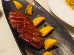 黄桃焦糖鸭胸-港丽餐厅(高德置地店)