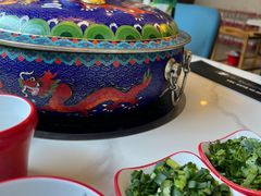 -毛辣果·贵州红酸汤牛肉火锅(西单店)