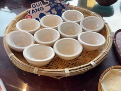 -包整·丝娃娃(甲秀楼景观店)