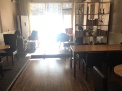 -Cafe Villa