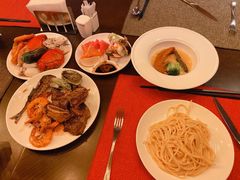 -OPEN開全日自助餐厅·西餐·海鲜(佛山希尔顿酒店)