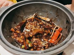 -宝燕海货工场(长江国际店)