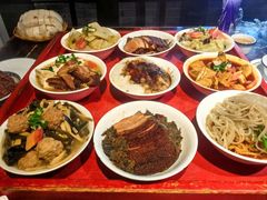 -蓝田九大碗民俗食府(蓝田店)