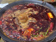 -黄潇洒老火锅(九眼桥宏济巷店)