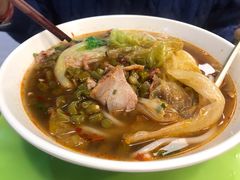 -卓雅桂林米粉