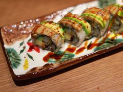 星鳗牛油果卷-水之惠鲜鱼料理(王府大街店)