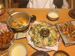 -恩你小木屋·韩式料理(假日广场店)