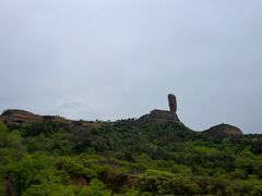 -磬锤峰森林公园
