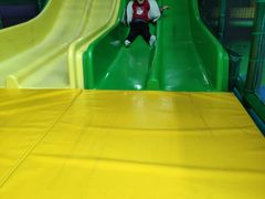 -蒙特利亲子乐园