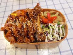 香辣鸡腿便当-万能料理屋(钟鼓岭路店)