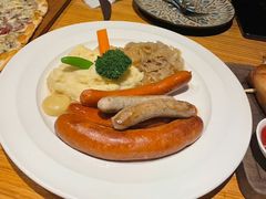 -LENBACH兰巴赫西餐啤酒坊(大连东港店)