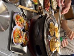 -围炉肉舍•炭烤活鳗•丹东海鲜烤肉(步行街店)