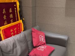 -雅悦齿科(顾村公园店)