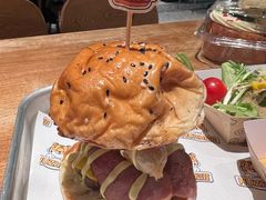 -HUZI虎滋精酿餐吧(京西大悦城店)