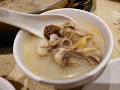 姬松茸猪肚鸡火锅-煲大王老砂锅猪肚鸡(泊富ICITY店)