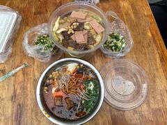 -老五鸡丝豆花面粉(瑞金北路68号院店)