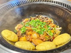 -锅老头海鲜铁锅炖