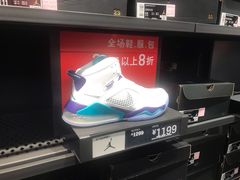 -NIKE上海青浦优选体验店