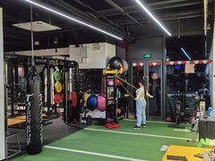 -MADFIT迈非健身(阳光天地店)