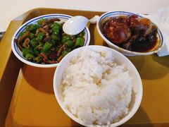-珀莱雅总部大楼