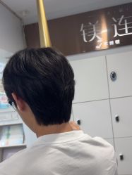 -镁连社·美联社