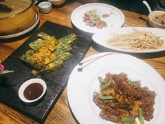-湖畔鲁菜·二十年老字号餐厅(大明湖店)