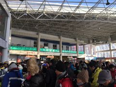 -亚布力新体委滑雪场