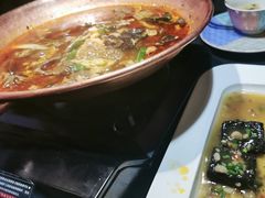-桥边小楼·手工云南菜·古城观景小楼