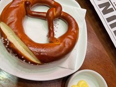 -Brotzeit博璨德国啤酒餐厅(亮马桥官舍店)