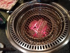 -炙忧烤肉屋(中国铁建广场店)
