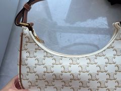 -小飞侠奢侈品回收 寄卖 养护(宝山宝龙广场店)