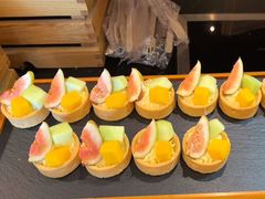 -元一希尔顿酒店·鲜切牛肉火锅禅自助餐厅