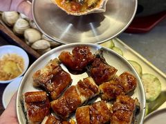 -围炉肉舍•炭烤活鳗•丹东海鲜烤肉(步行街店)