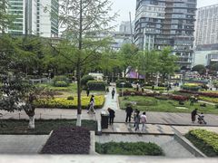 -观音桥步行街
