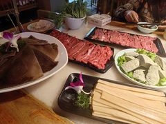 -巴渝瓦肆重庆鲜火锅(宝龙环湖店)