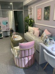 -YooMee优美智能科技美肤机构