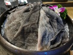 屠场直供鲜毛肚-渝涯重庆豆花老火锅(中赢国际店)