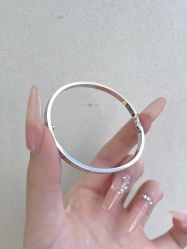 -Zbird钻石小鸟·钻戒婚戒定制高端珠宝私人定制中心