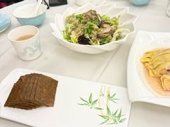 -梅龙镇酒家(南京西路总店)