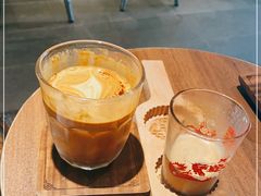 -Metal hands·铁手咖啡