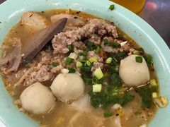 -榮泰米粉湯(Left Shop)