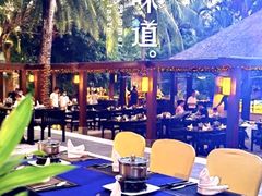 -三亚湾海居铂尔曼度假酒店